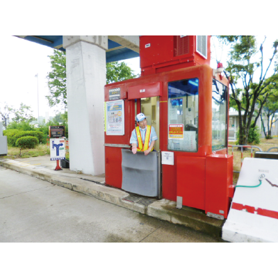 「高速道路料金所スタッフ」のイメージ
